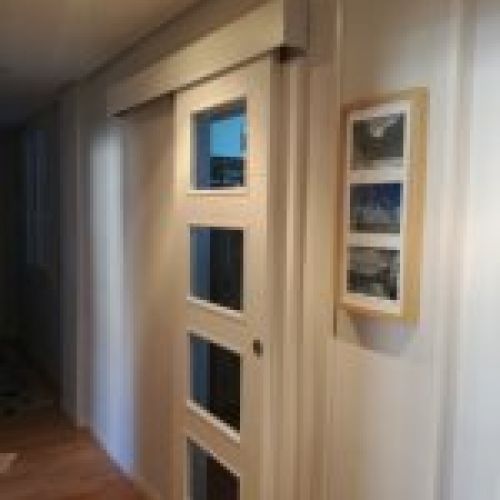 puerta-corredera-madera-1724638.jpg